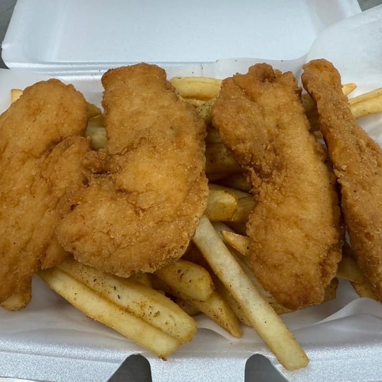 Crave-Worthy Chicken Tenders: A Comfort Food Favorite