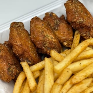 10 Wing Dings & Fries