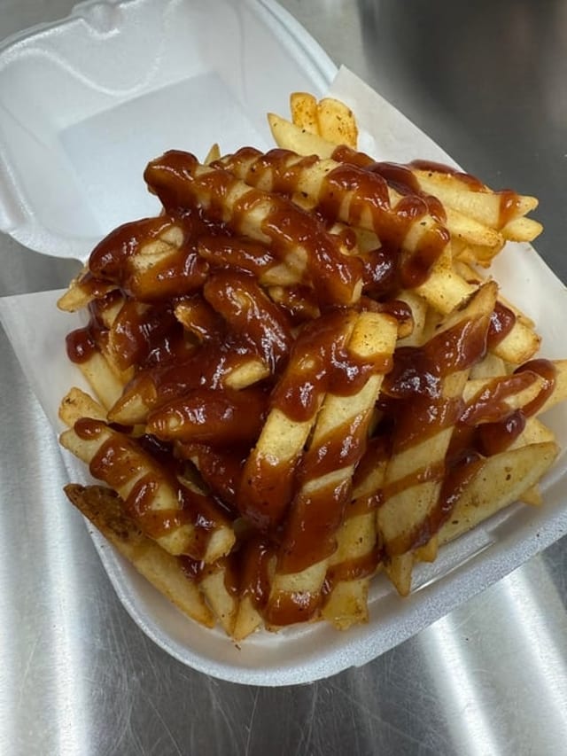Fries with Sauce.